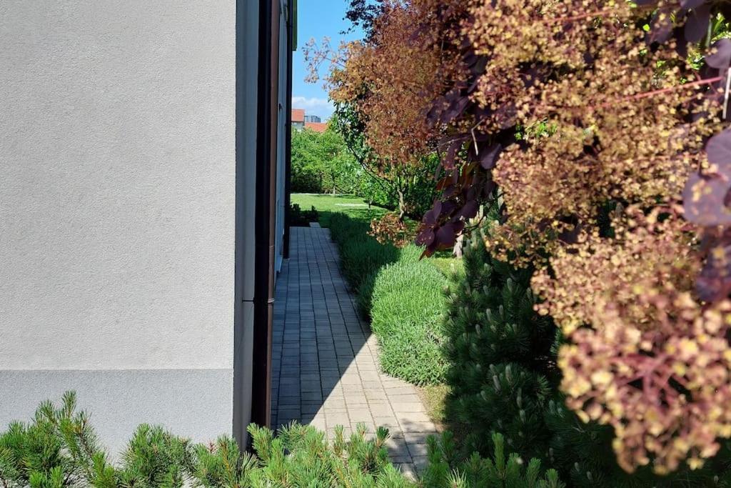 City Lodge Pine, Free Parking Ljubljana Ngoại thất bức ảnh
