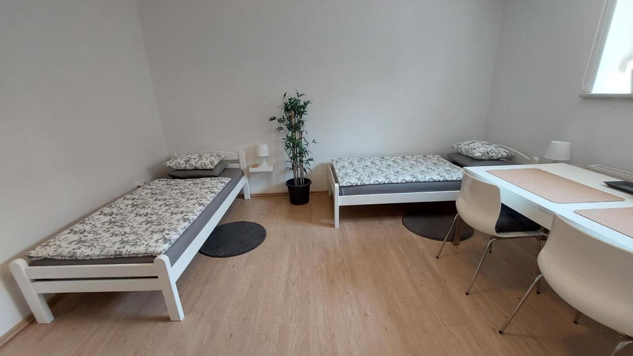 City Lodge Pine, Free Parking Ljubljana Ngoại thất bức ảnh